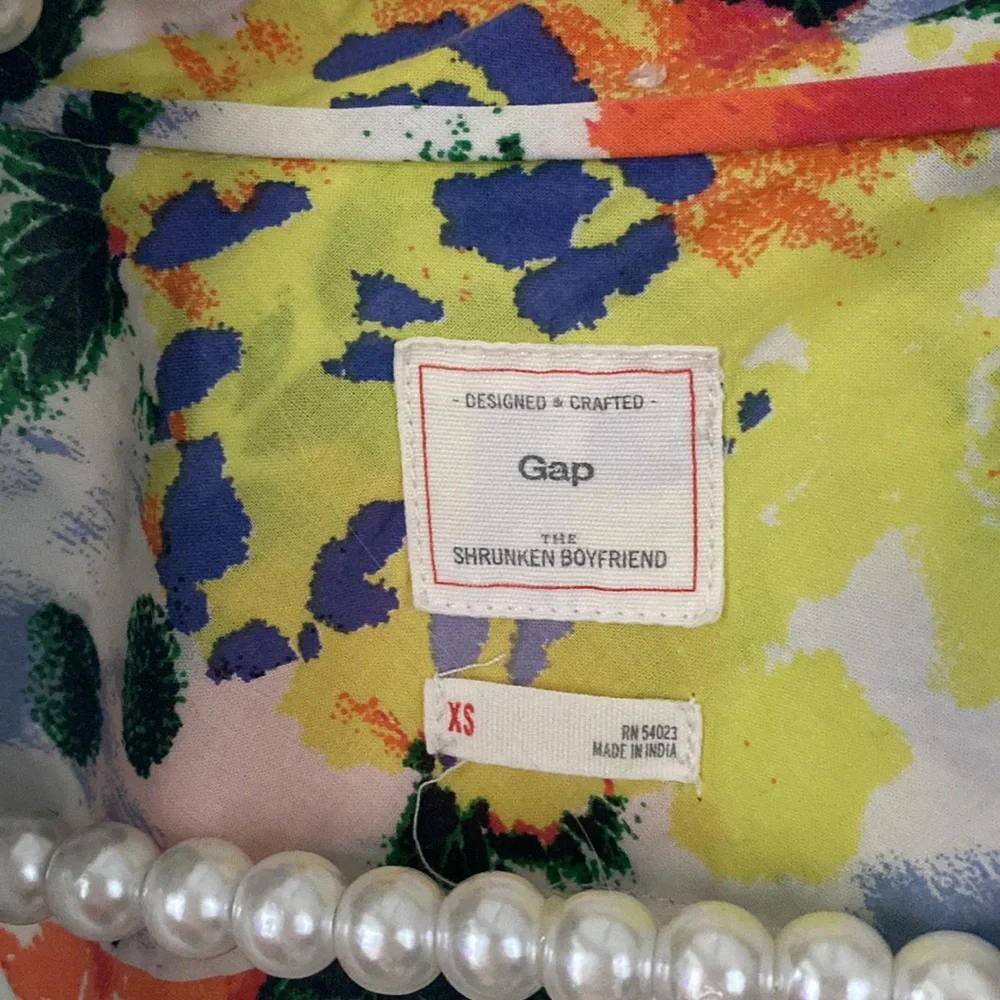Gap Shrunken Boyfriend Floral Button Down Shirt XS